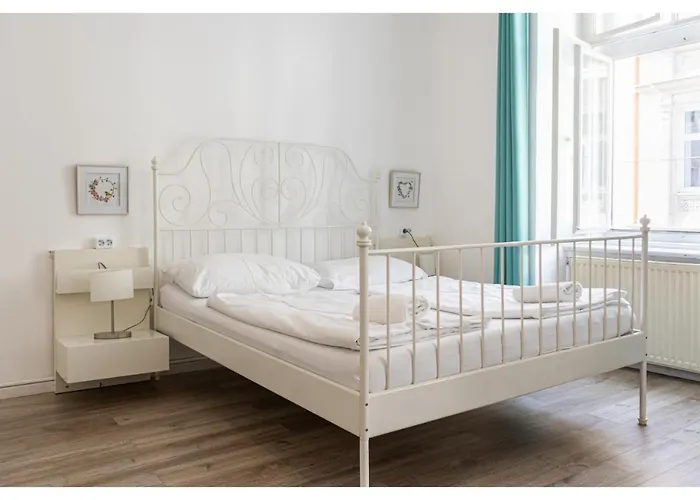 3 Elegant - Ideal For Short & Long